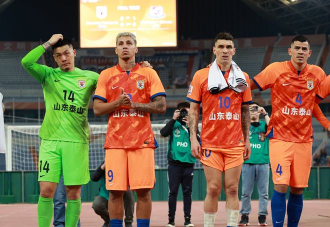 包含日本队力挫对手,成功晋级下一轮的词条 包含日本队力挫对手,成功晋级下一轮的词条