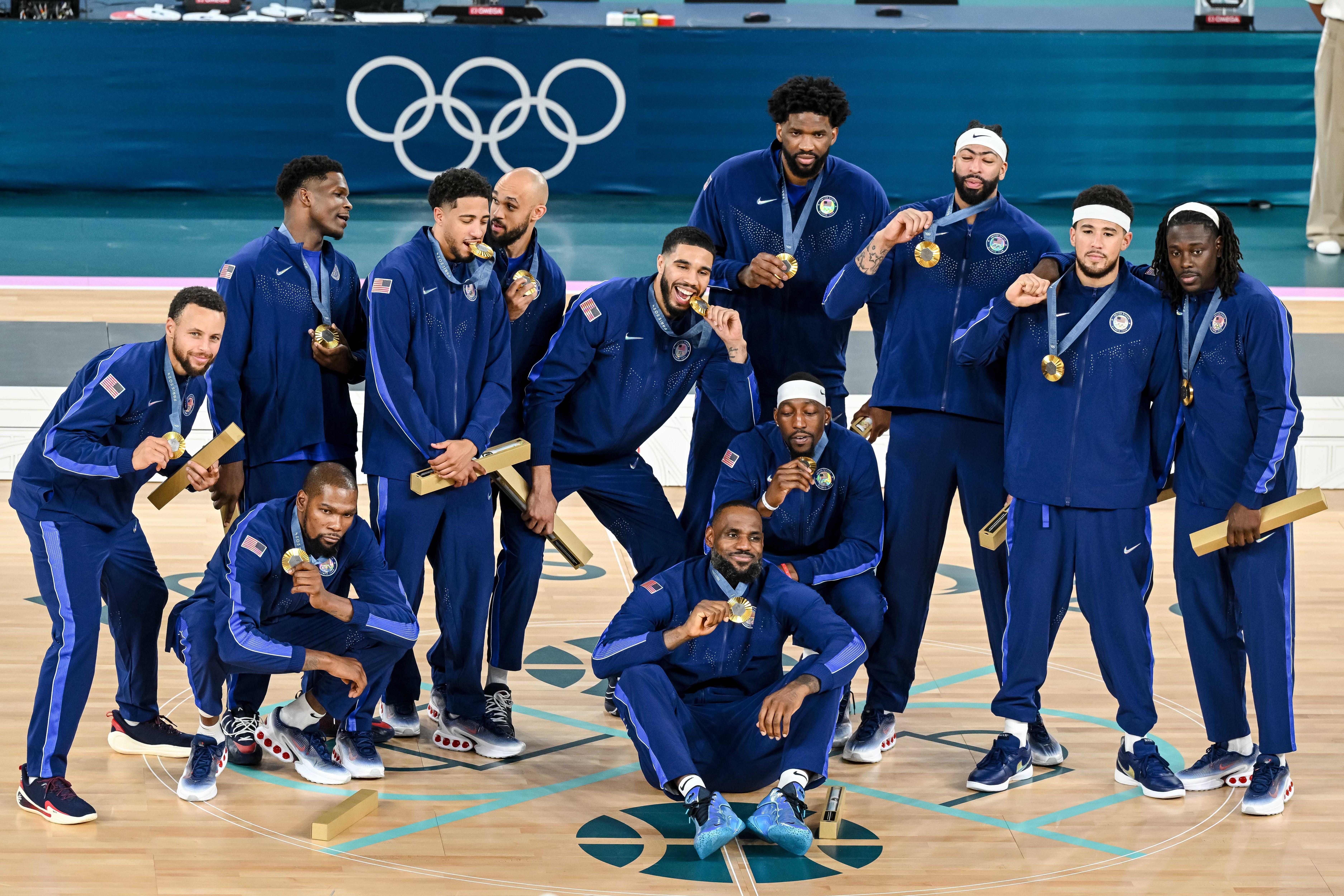 爱游戏在线登录-球队在全球篮球赛中打出精彩的团队配合