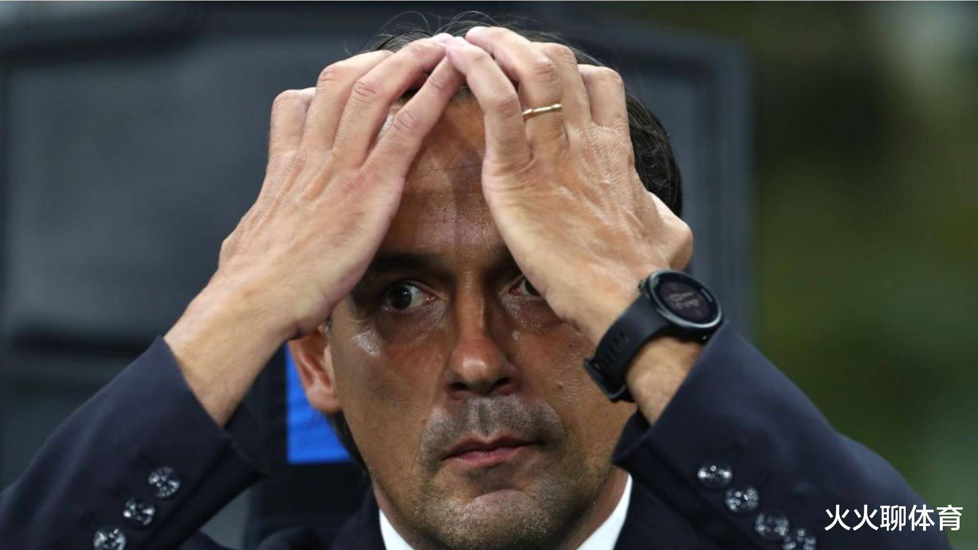 梅尔滕反对士气低迷,国际米兰主帅呼吁团结 梅尔滕反对士气低迷,国际米兰主帅呼吁团结