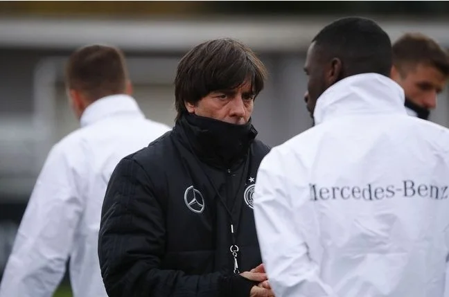 爱游戏中国官网-包含博鲁西亚门兴主场不敌亚特兰大，失误频发的词条