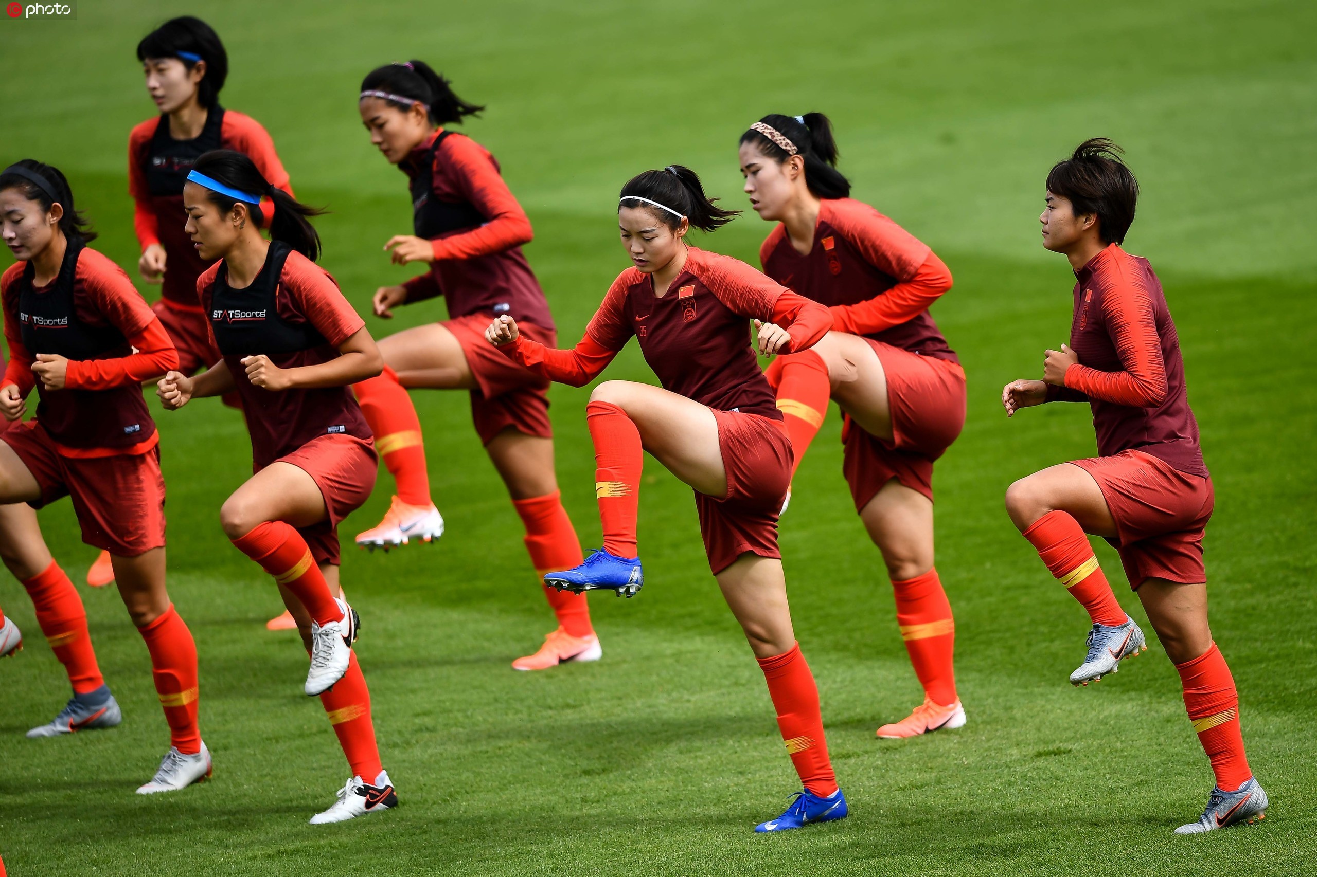爱游戏登录-球员备战，关键战役即将打响女足比赛的简单介绍