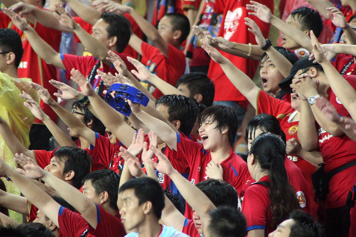 精彩瞬间回顾赛场风云,顶尖球队争夺胜利的简单介绍 精彩瞬间回顾赛场风云,顶尖球队争夺胜利的简单介绍