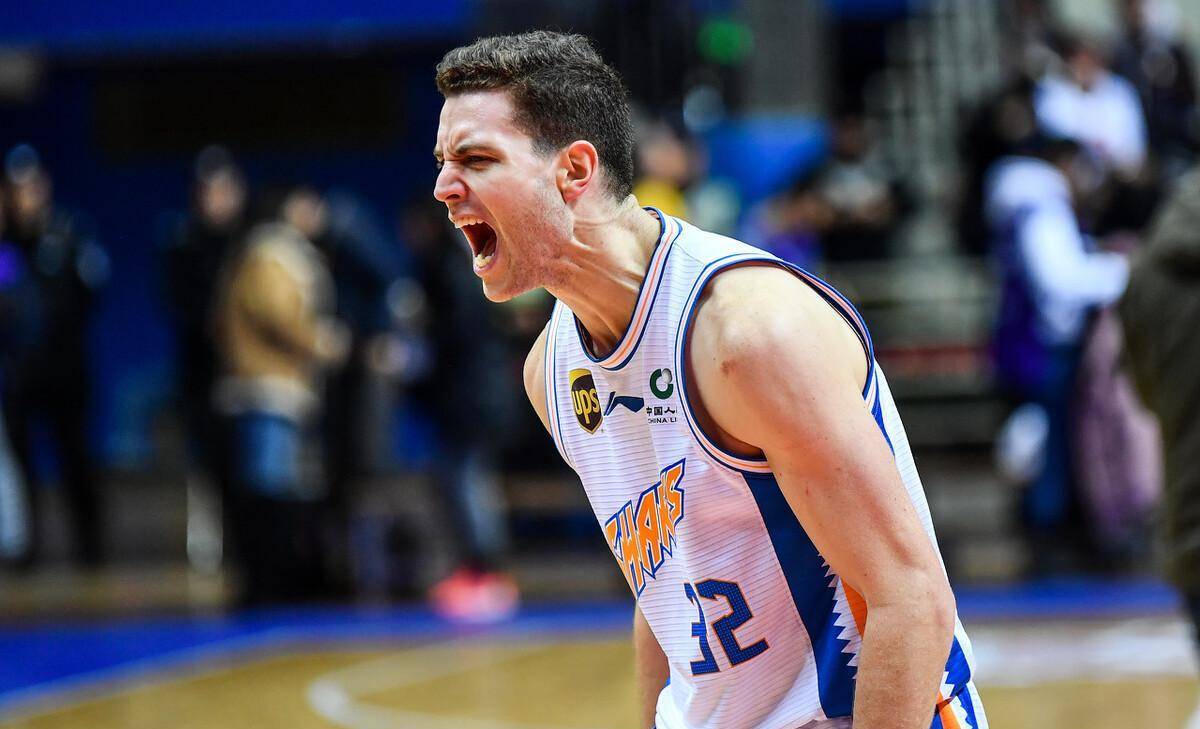 鲨鱼队外援助攻大升级,完美助攻队友得分的简单介绍 鲨鱼队外援助攻大升级,完美助攻队友得分的简单介绍