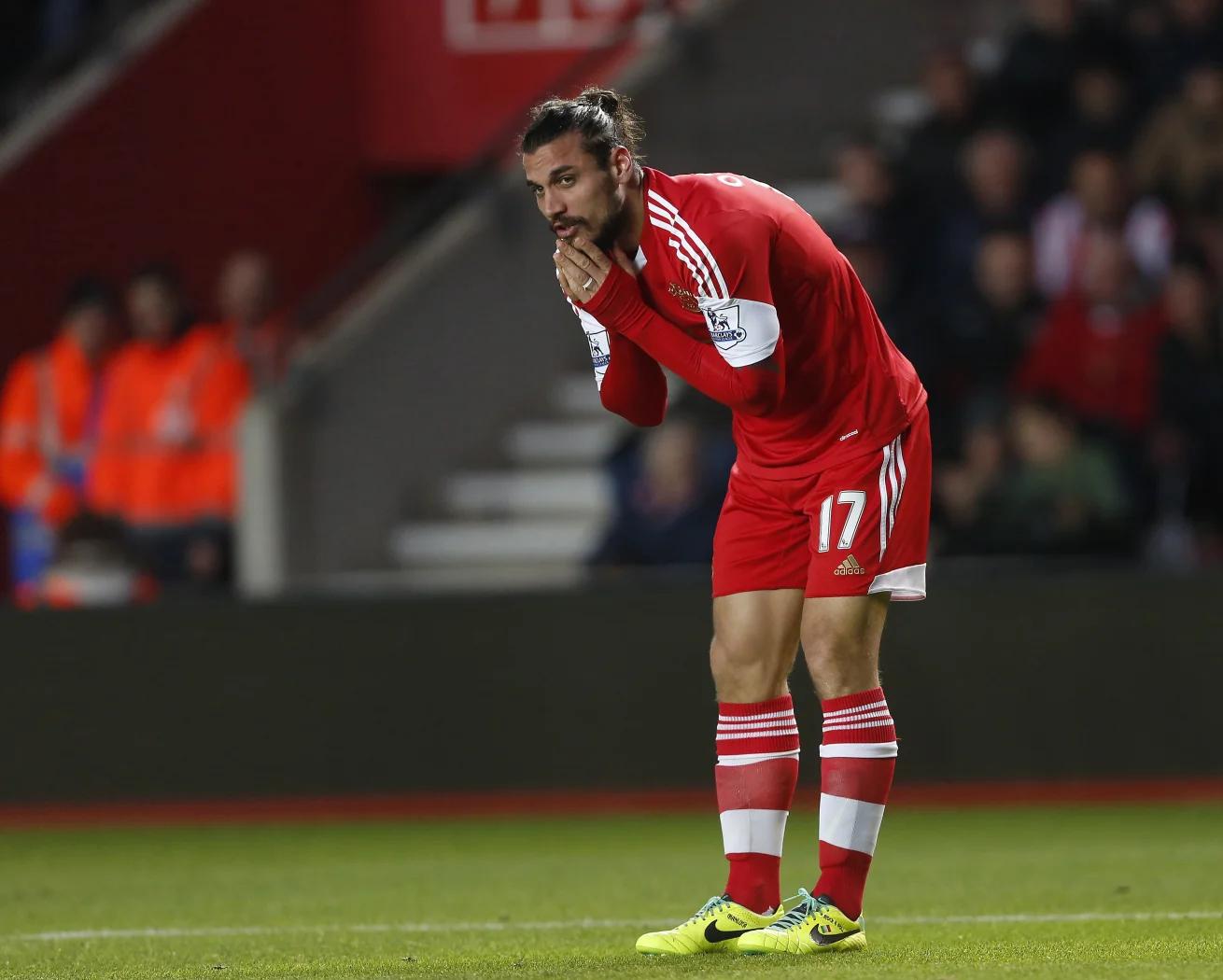 阿尔阿赫利俱乐部球员因伤错失比赛的简单介绍 阿尔阿赫利俱乐部球员因伤错失比赛的简单介绍