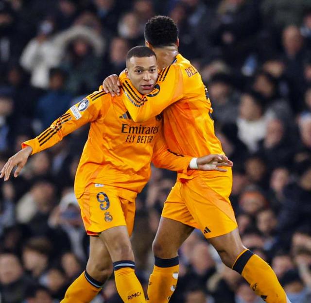 爱游戏在线登录-曼城逆转皇马，晋级欧冠半决赛