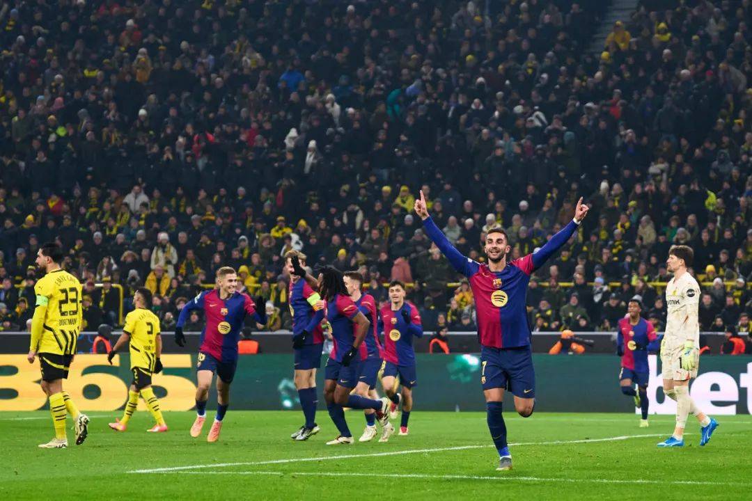 多特蒙德客场击败米兰国际,取得胜利 多特蒙德客场击败米兰国际,取得胜利