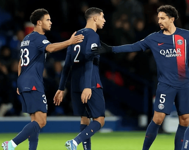 巴黎圣日耳曼客场战胜雷恩,继续领跑 巴黎圣日耳曼客场战胜雷恩,继续领跑