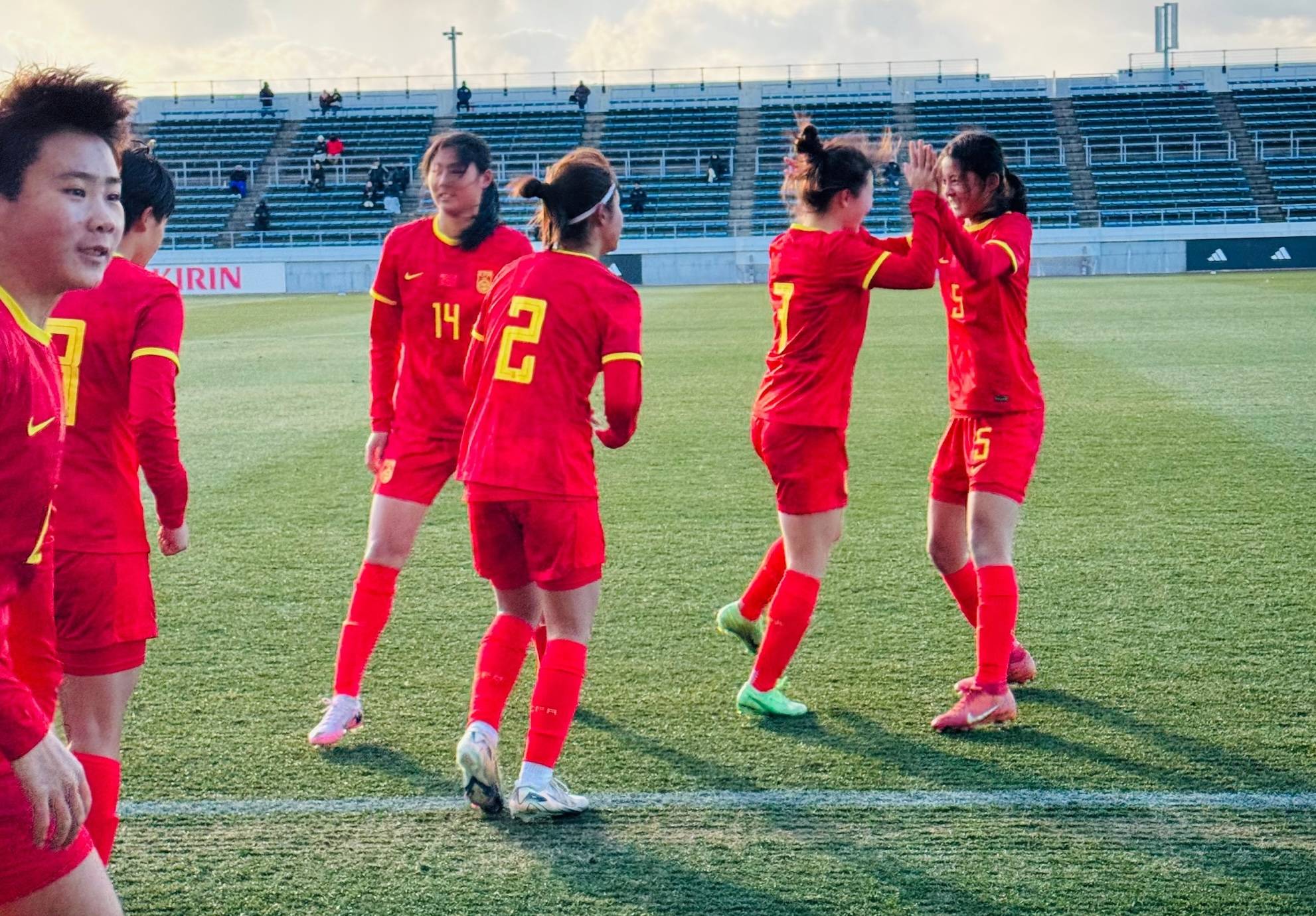 因中国女足高超技艺,取得耀眼胜利 因中国女足高超技艺,取得耀眼胜利