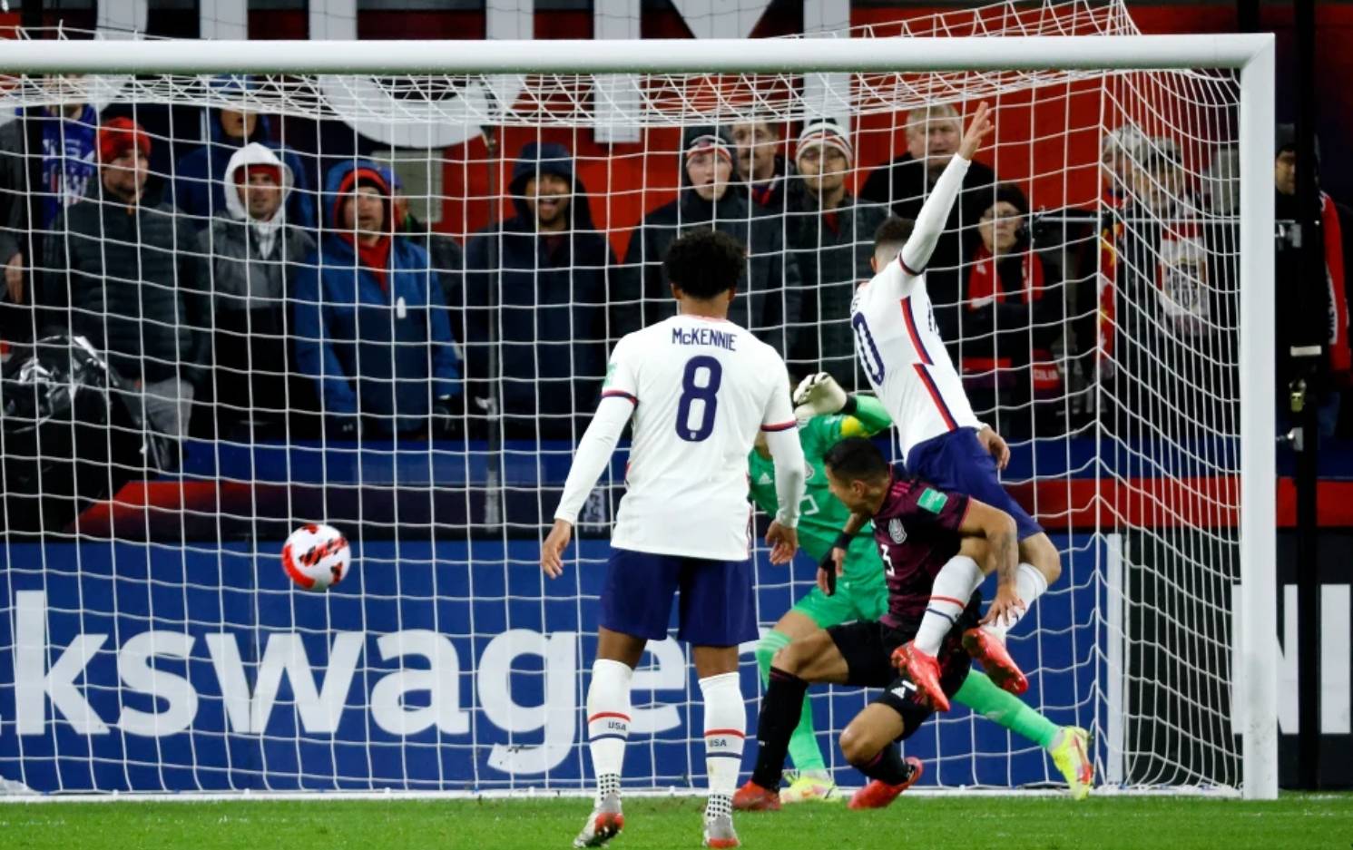 爱游戏在线登录-包含欧预赛：波兰客场不敌匈牙利，战绩不佳的词条