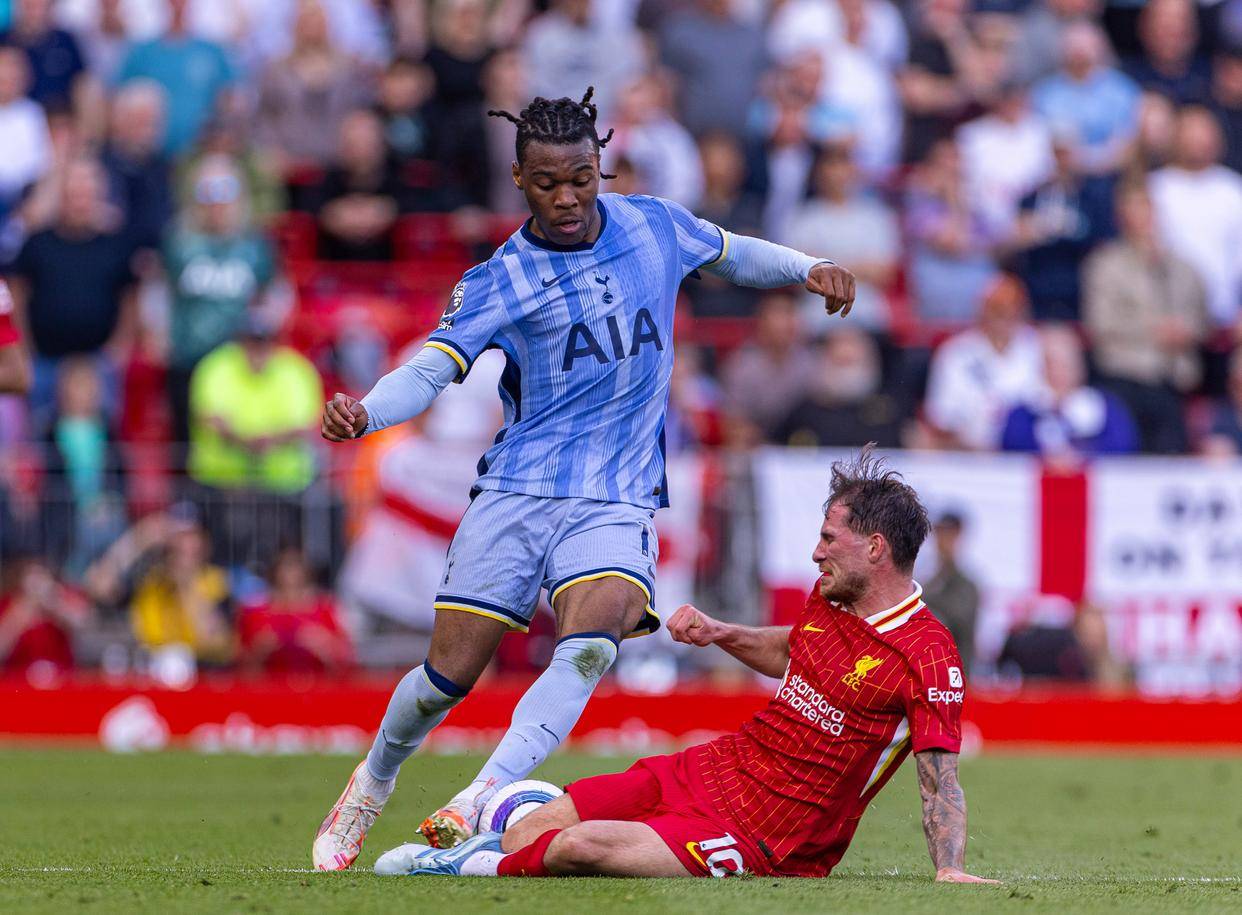 爱游戏登录-德甲赛事重新掀开序幕：令人兴奋的赛季