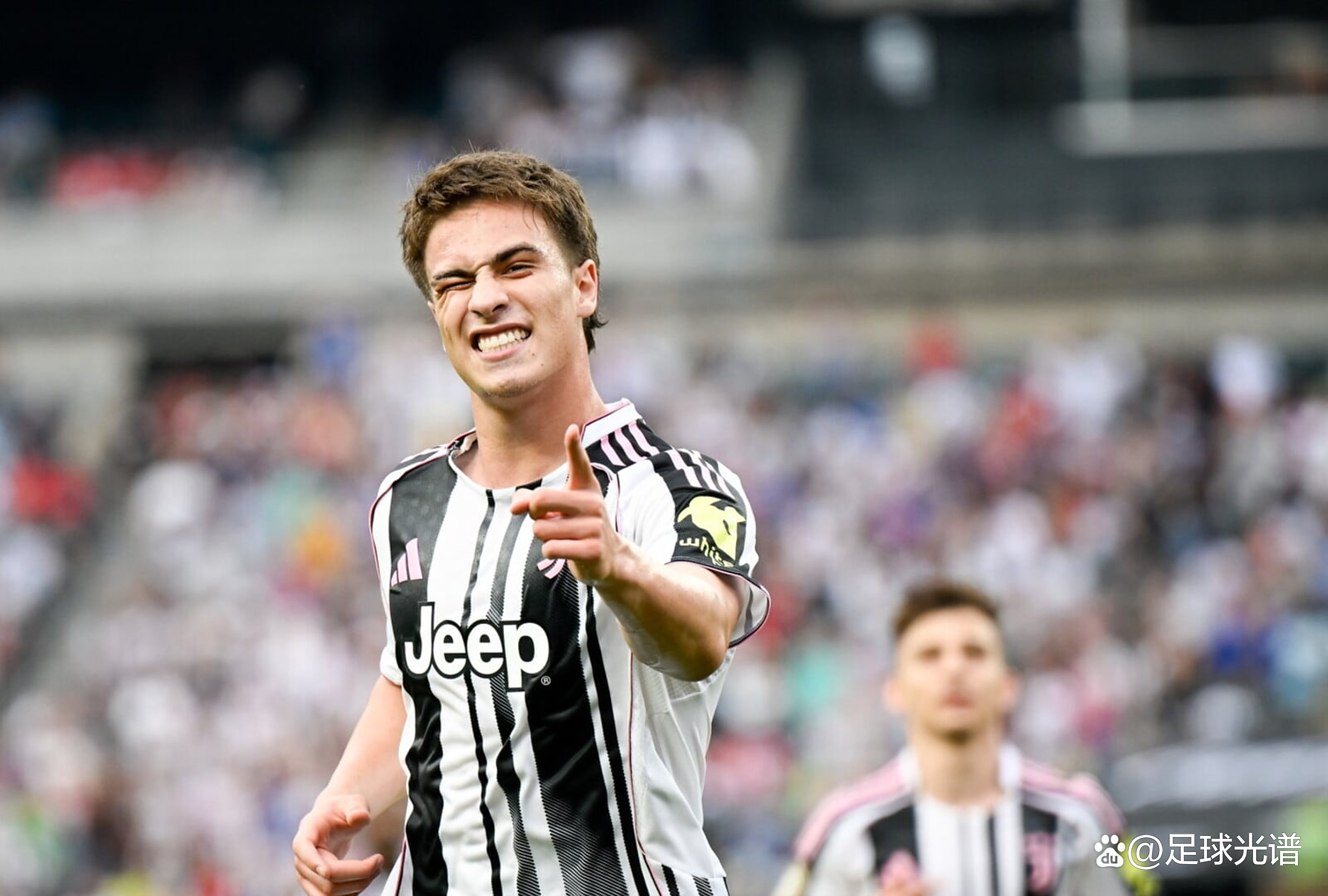 爱游戏官方入口-包含尤文图斯新援火线登场，表现抢眼获得球迷好评的词条