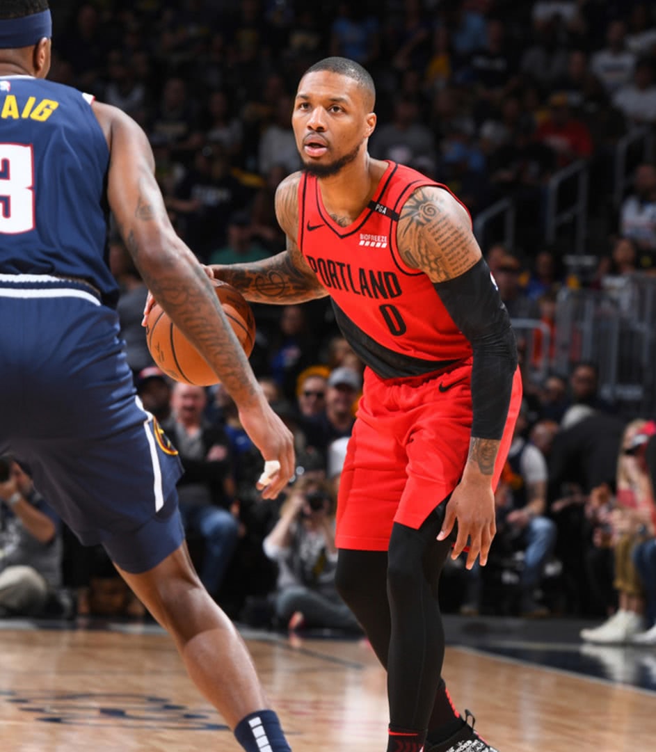 开拓者队球员庆生party,球队气氛融洽温馨的简单介绍 开拓者队球员庆生party,球队气氛融洽温馨的简单介绍