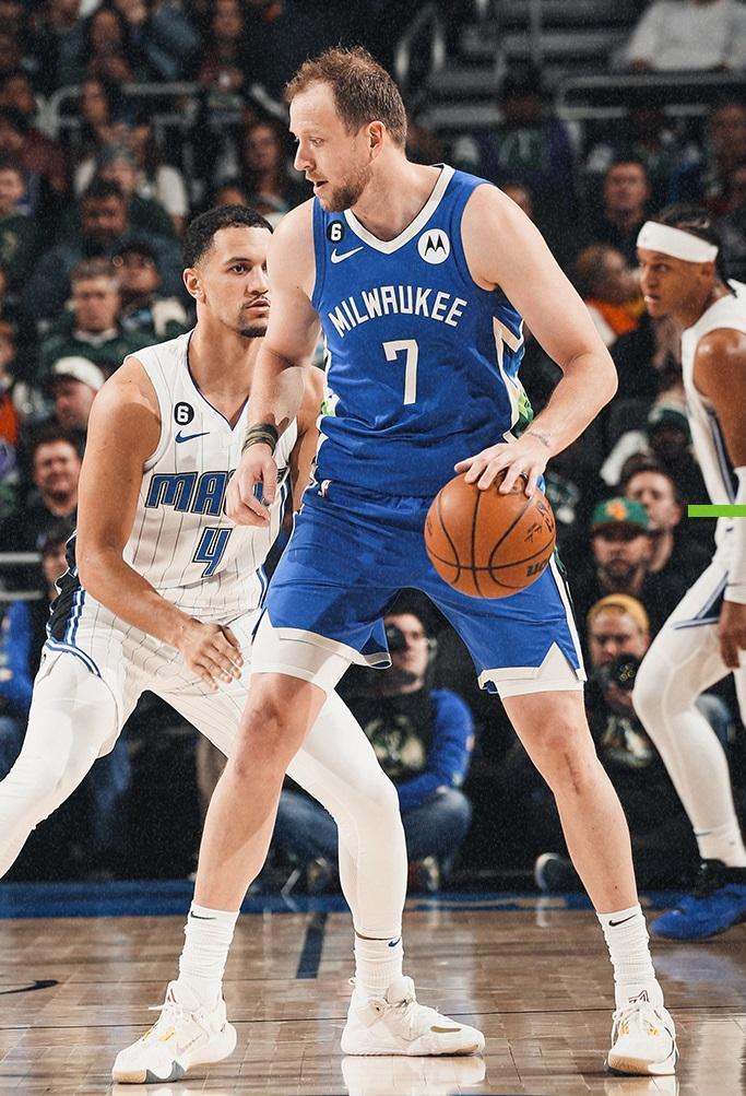 爱游戏在线-维罗纳队奋勇作战，豪取三分