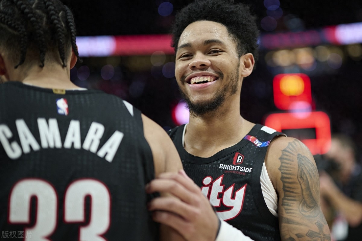 关于开拓者大将连续出色发挥,成为球队得分王的信息 关于开拓者大将连续出色发挥,成为球队得分王的信息