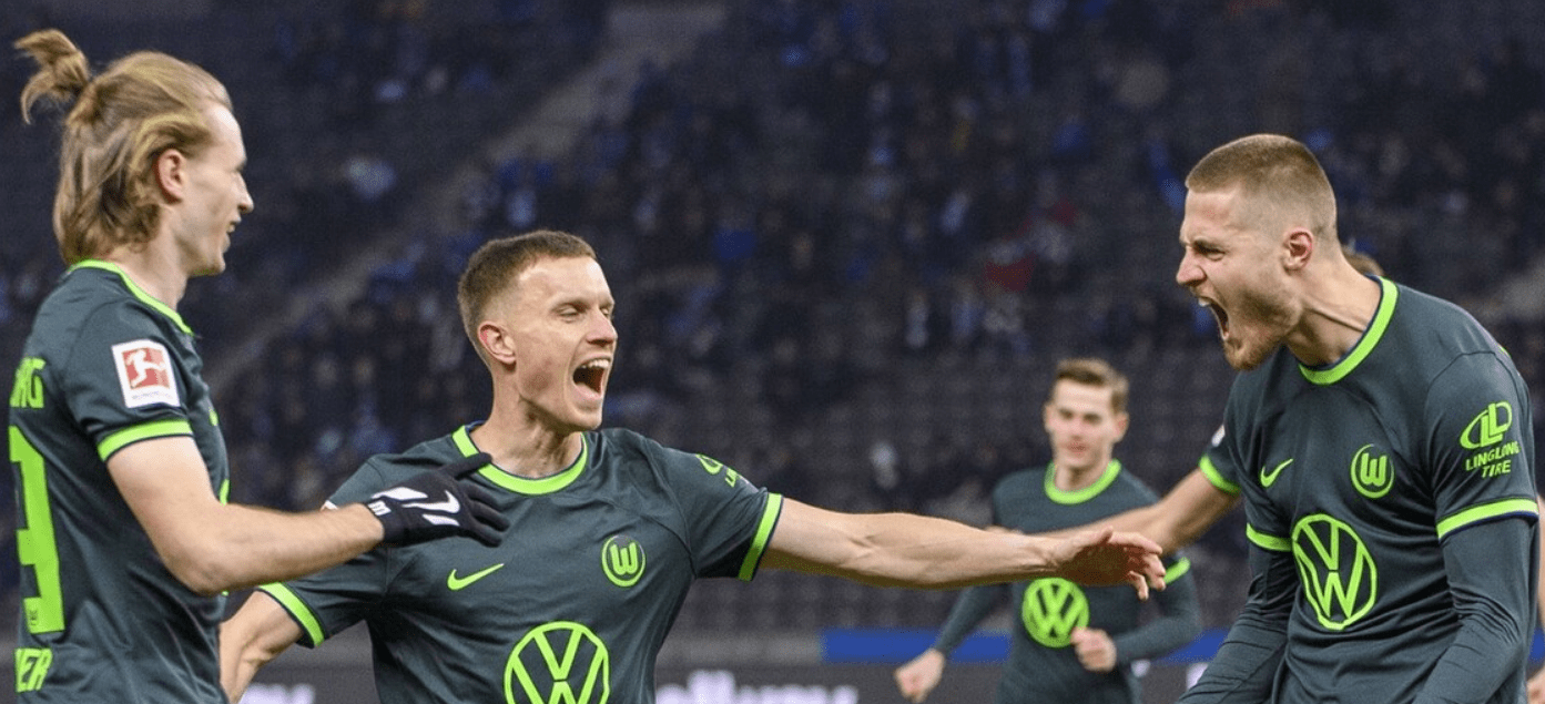 包含沃尔夫斯堡球员面临合同续约磋商的词条