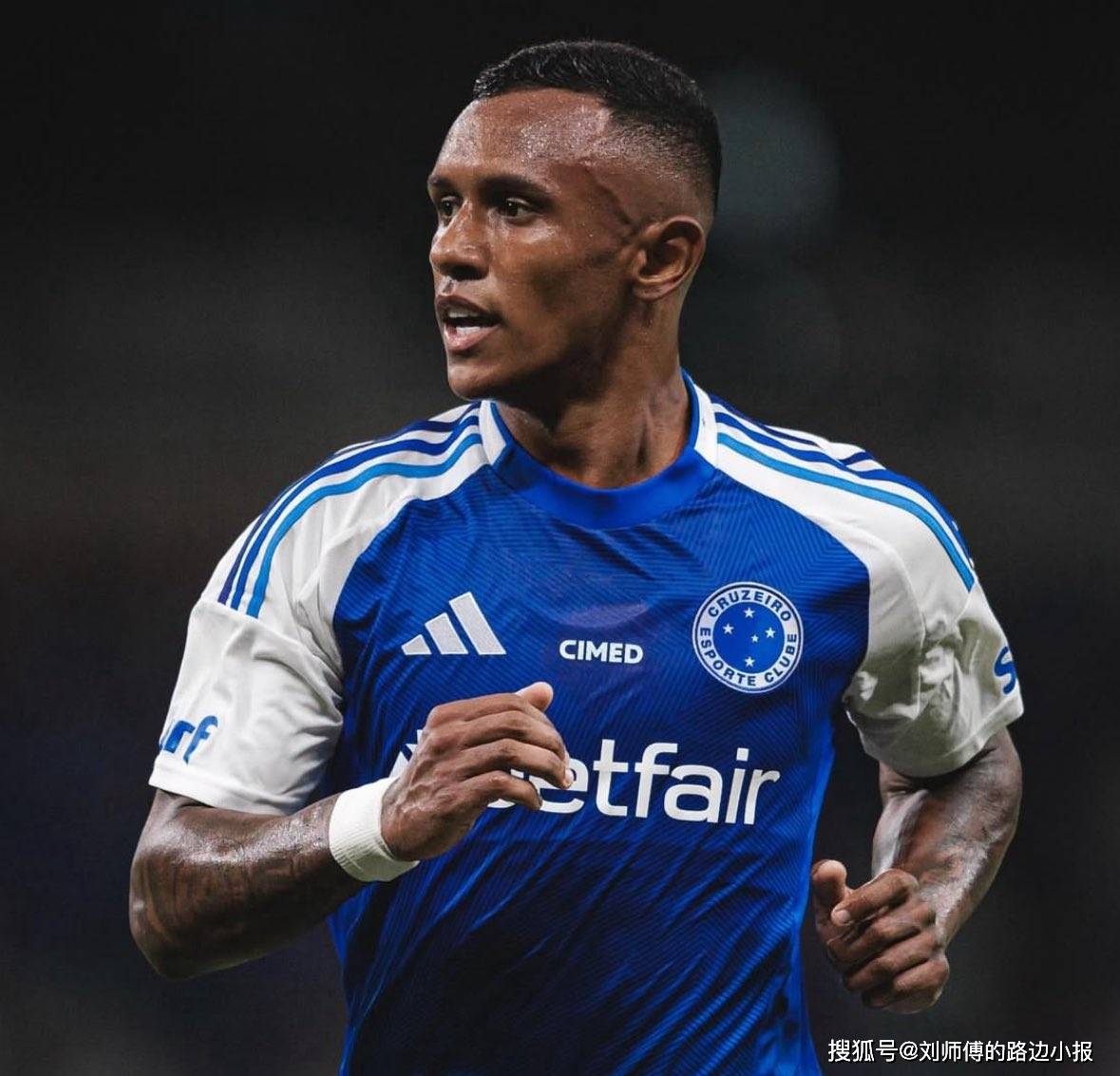 爱游戏官方登录入口-包含马尔基尼奥斯确认将留在巴塞罗那的词条